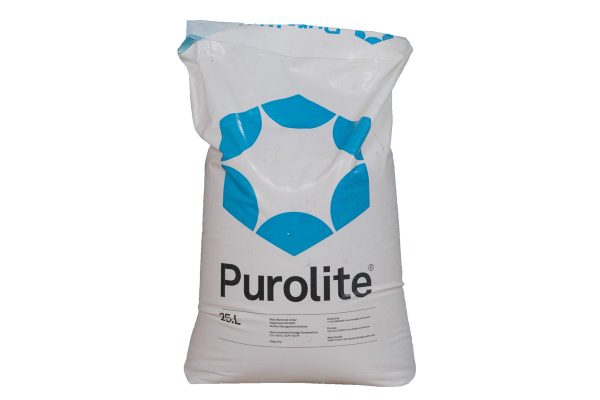 hat-nhua-trao-doi-ion-purolite