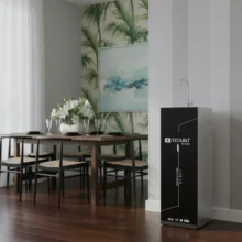 Phối cảnh lắp đặt máy lọc nước Titako 3016 Black tại khu vực gần bàn ăn