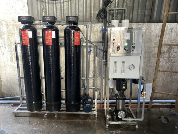 Hệ thống lọc nước nhiễm mặn công suất 500L/h