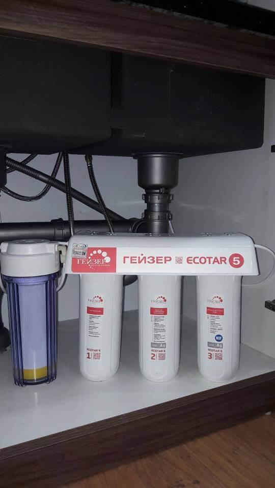 Lắp đặt máy lọc nước Geyser Ecotar 5 tại nhà chị Thắm