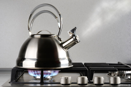 Nước đun sôi để nguội có nhiều nguy cơ tiềm ẩn ảnh hưởng đến sức khỏe