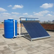 Phối cảnh máy nước nóng năng lượng mặt trời 220l lắp đặt ở không gian rộng rãi