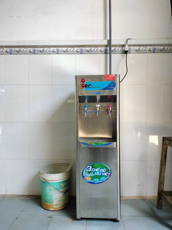 Hình ảnh thi công thực tế máy inox 3 vòi