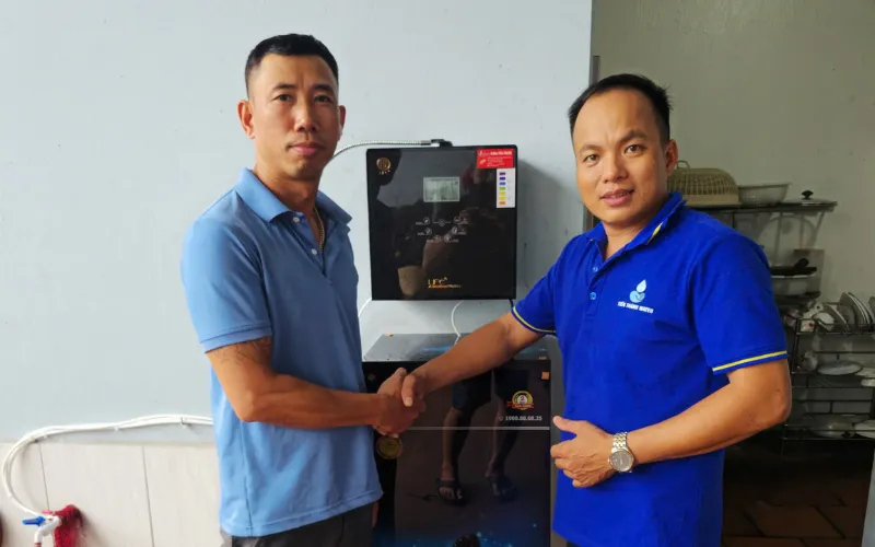 Bàn giao, lắp đặt máy ion kiềm