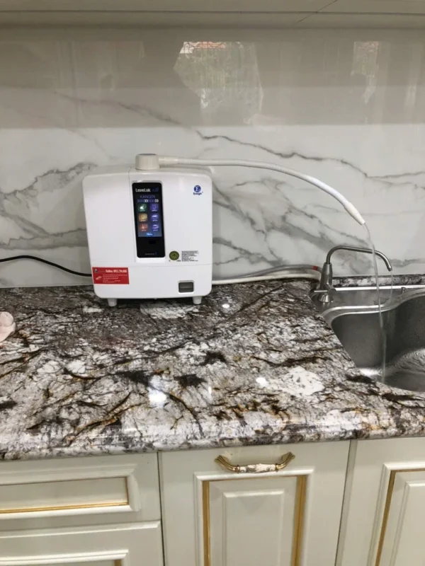 Lắp đặt máy Kangen K8 tại nhà anh Hoàng