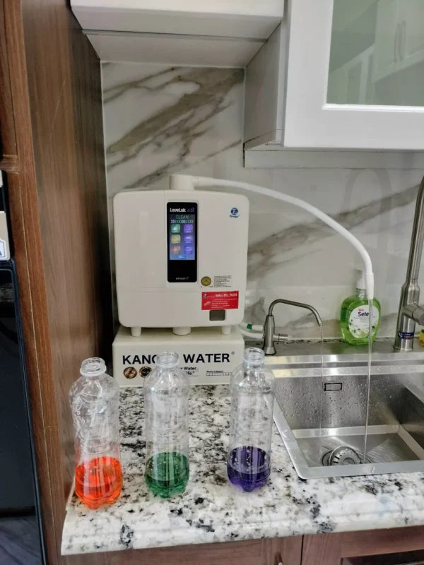 Lắp đặt máy Kangen K8 tại nhà cô Hà