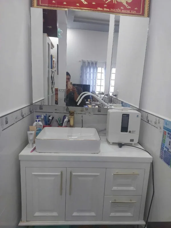 Lắp đặt máy lọc nước ion kiềm Kangen K8 tại nhà cô Huệ 