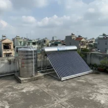 Phối cảnh máy nước nóng năng lượng mặt trời PPR 300l lắp đặt tại sân thượng tiết kiệm chi phí