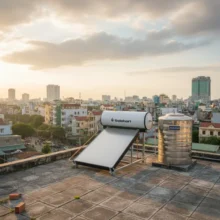 Phối cảnh máy nước nóng Solahart lắp đặt tại sân thượng tiện nghi