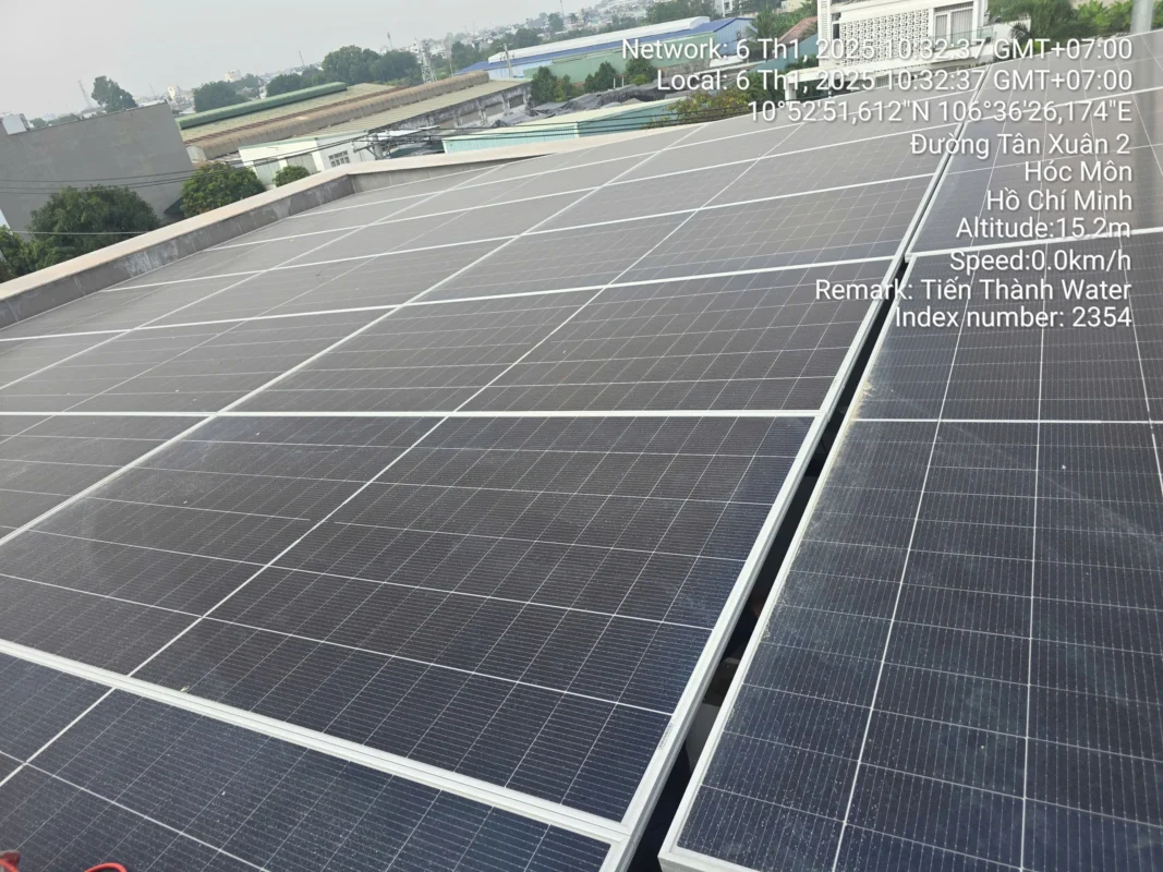 Lắp đặt hệ thống điện năng lượng mặt trời cho khách hàng tại Hốc Môn