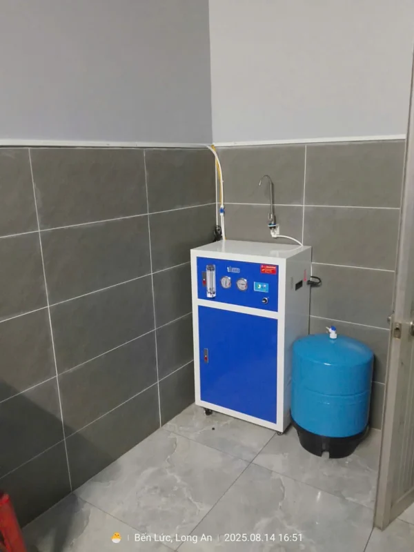 Lắp đặt máy lọc nước Titako bán công nghiệp 120L/H tại nhà anh Tùng Long An